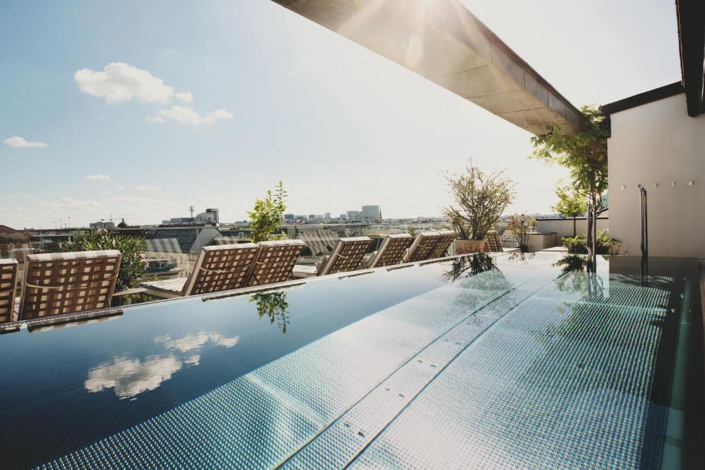Thầm Lặng Vienna: Nơi An Nhiên Trú Chân Cho Những Tâm Hồn Tinh Tế