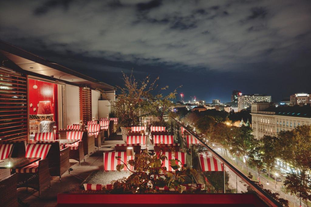 Thành Vienna: Nơi Thời Gian Ngưng Đọng Cho Những Tâm Hồn Tự Tại