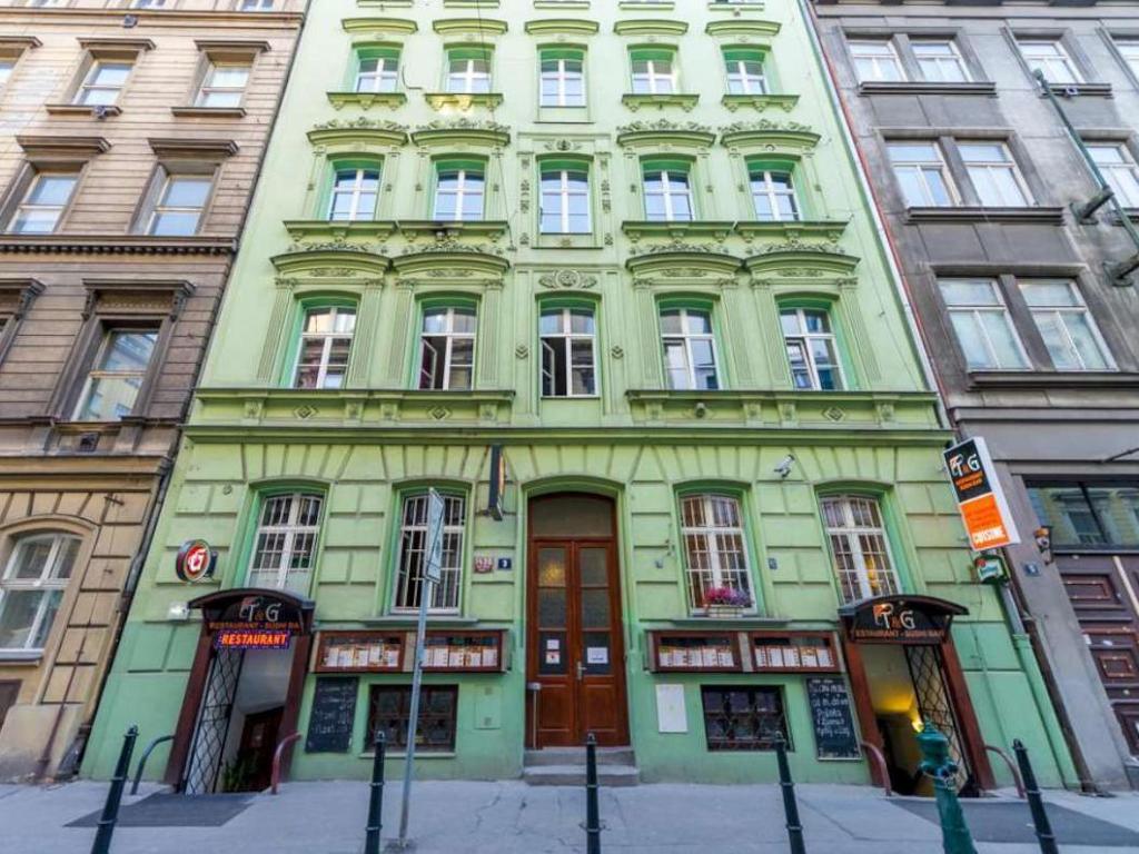Dấu Chân Thanh Bình: Prague Qua Những Nơi Nghỉ Dưỡng Tinh Tế Cho Tâm Hồn Lữ Khách